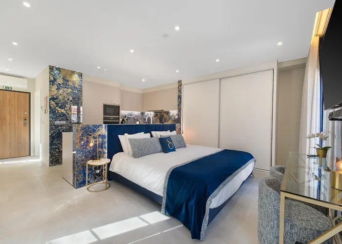 Safira 302 * Φουνκάλ