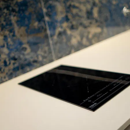 Safira 302 فونشال